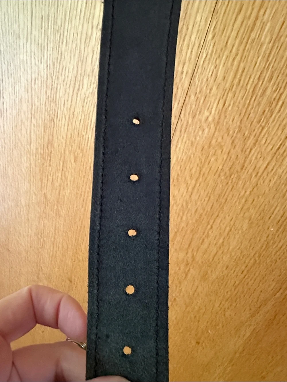 Dover Saddlery Black Leather Equestrian Horse Riding Belt 28 white stitching EUC